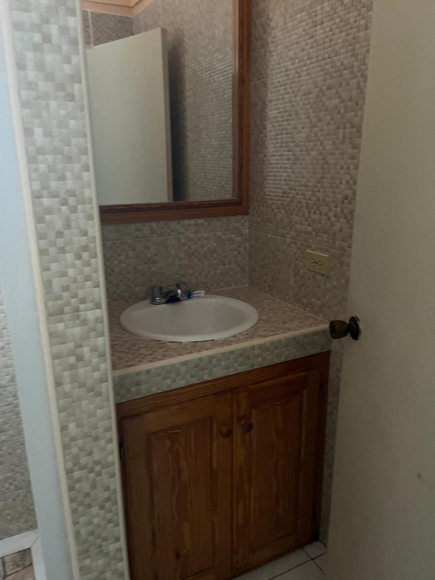 Andre'S Guest House نيغريل الغرفة الصورة