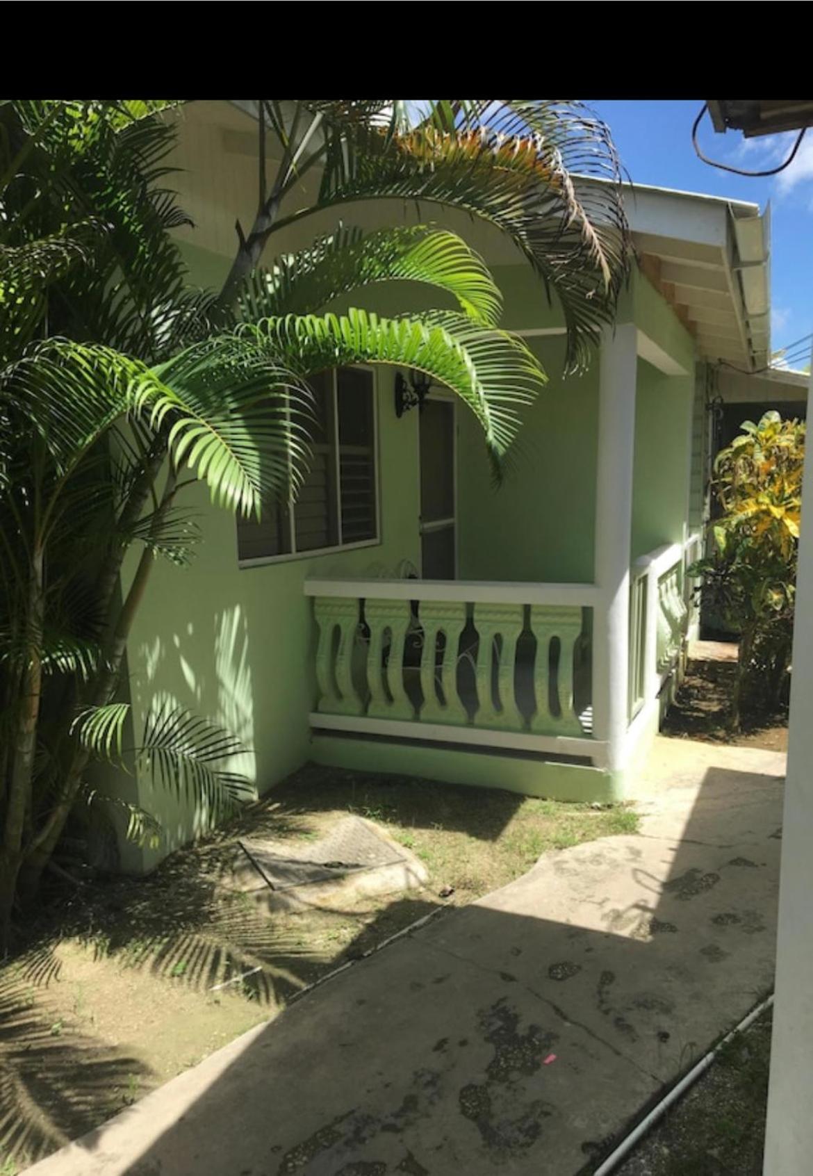 Andre'S Guest House نيغريل المظهر الخارجي الصورة